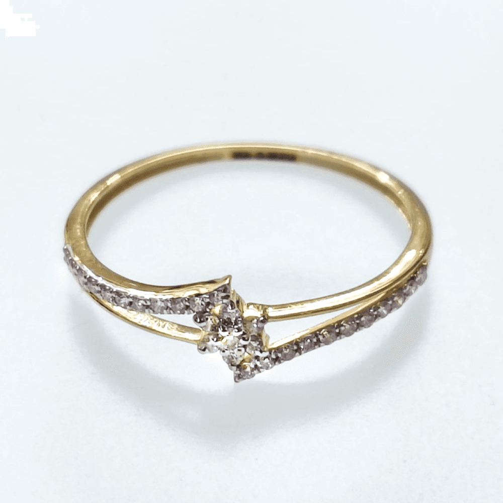 Simple Star shaped promise ring