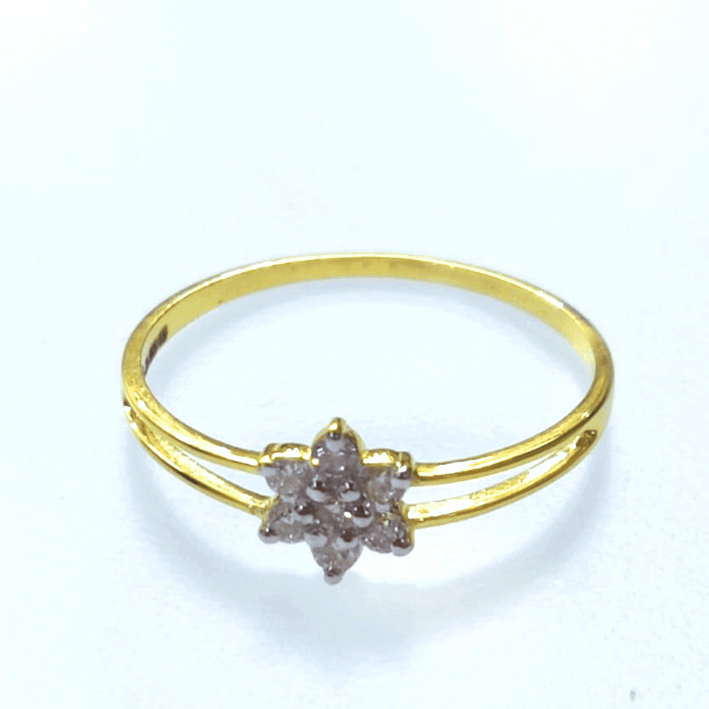 Star Diamond Engagement Ring