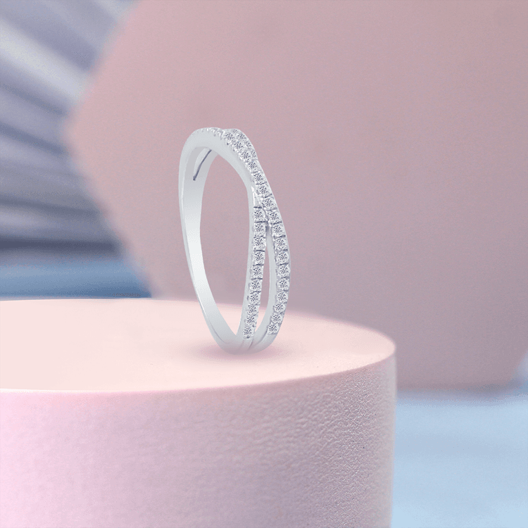 Criss Cross Diamond Ring