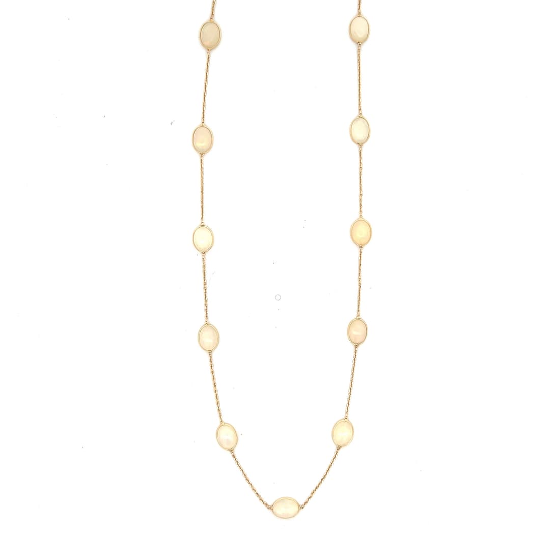 Opal Necklace in 18k Yellow Gold