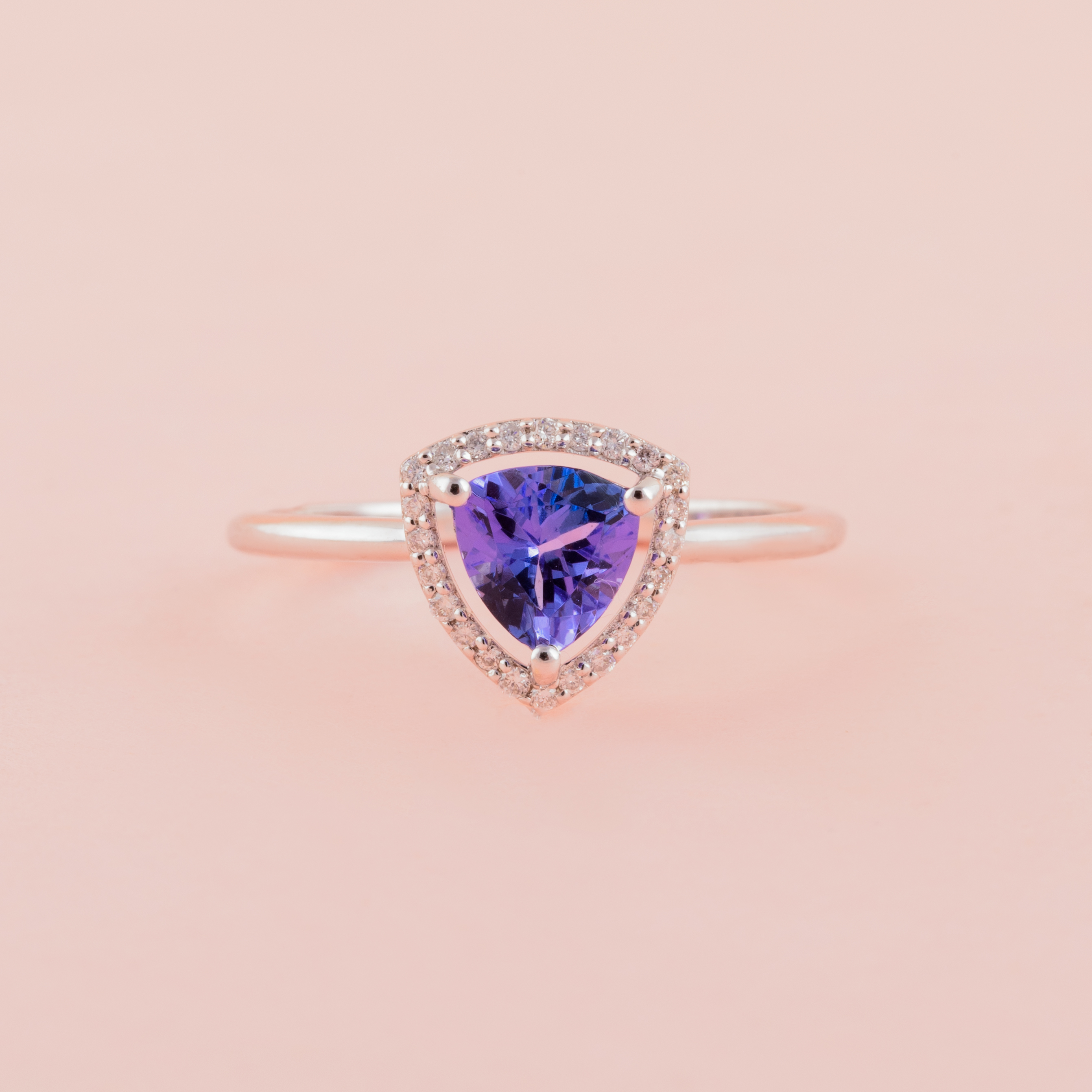 Tanzanite Ring in 14k Yellow Gold