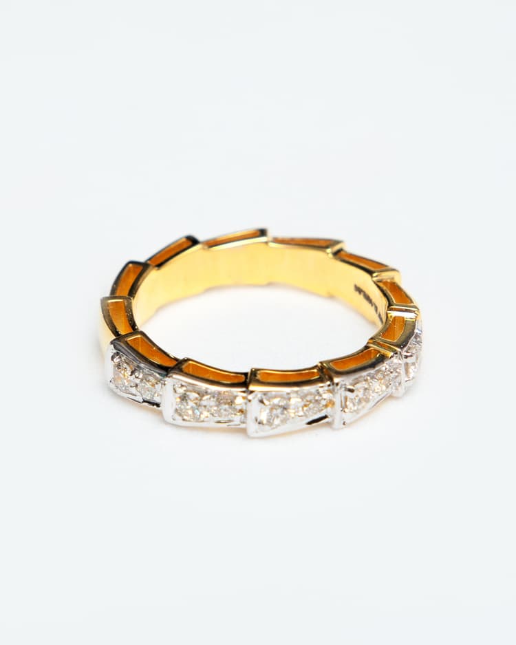 Diamond Ring in 14k Yellow Gold