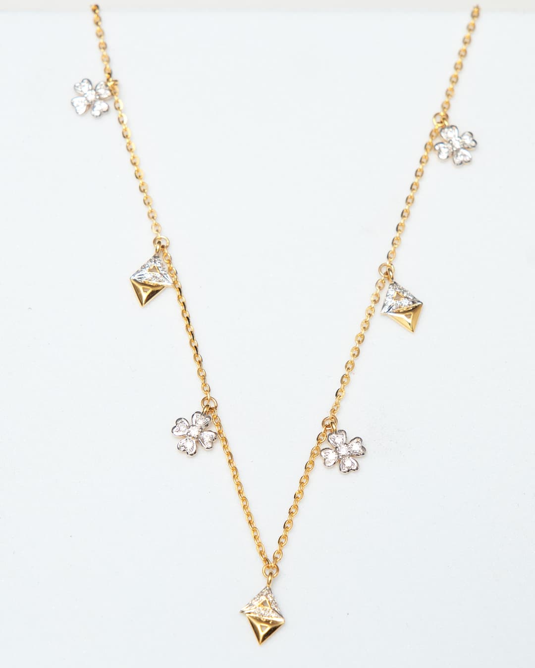 Dew Drop Diamond Pendant in 14k Yellow Gold