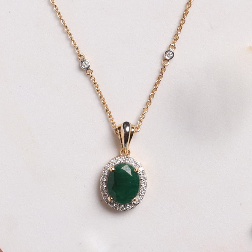 Emerald Pendant in 14k Yellow Gold