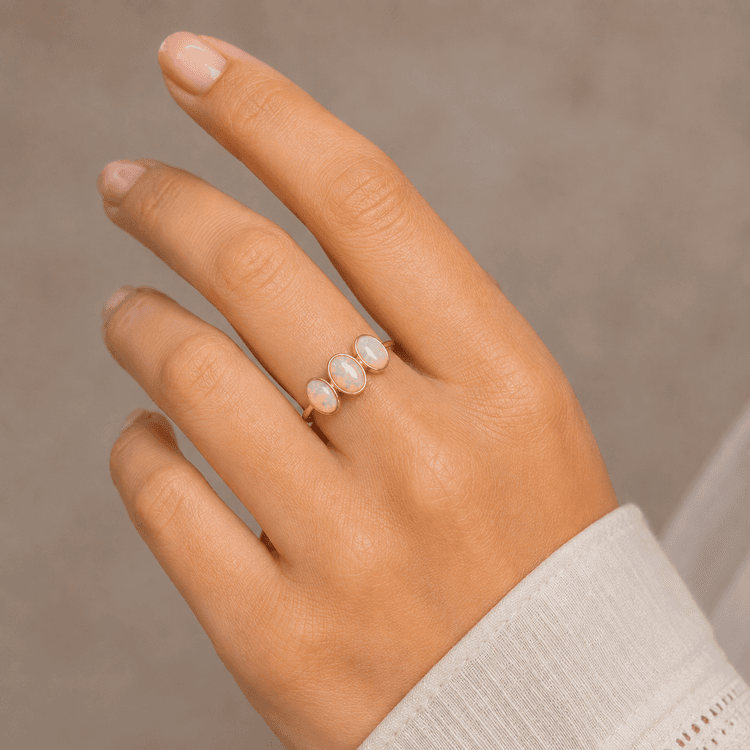 Opal Ring in 14k Yellow Gold 1